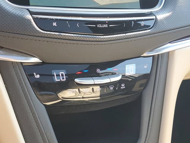 Certified 2018 Cadillac XT5 Luxury w/ Driver Awareness Package FWD image 28