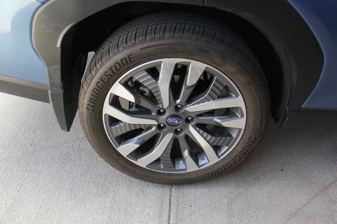 Used 2025 Subaru Forester Touring AWD/4WD image 32