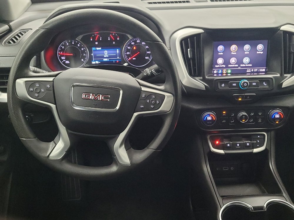 Used 2024 GMC Terrain SLE w/ Driver Convenience Package FWD image 22