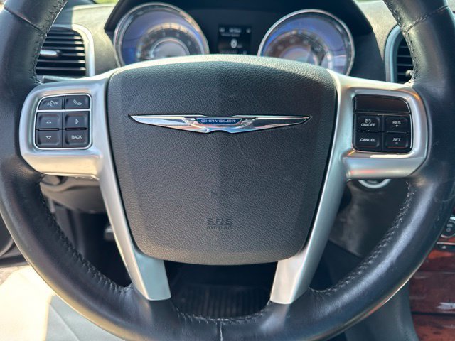 Used 2014 Chrysler 300 RWD image 22