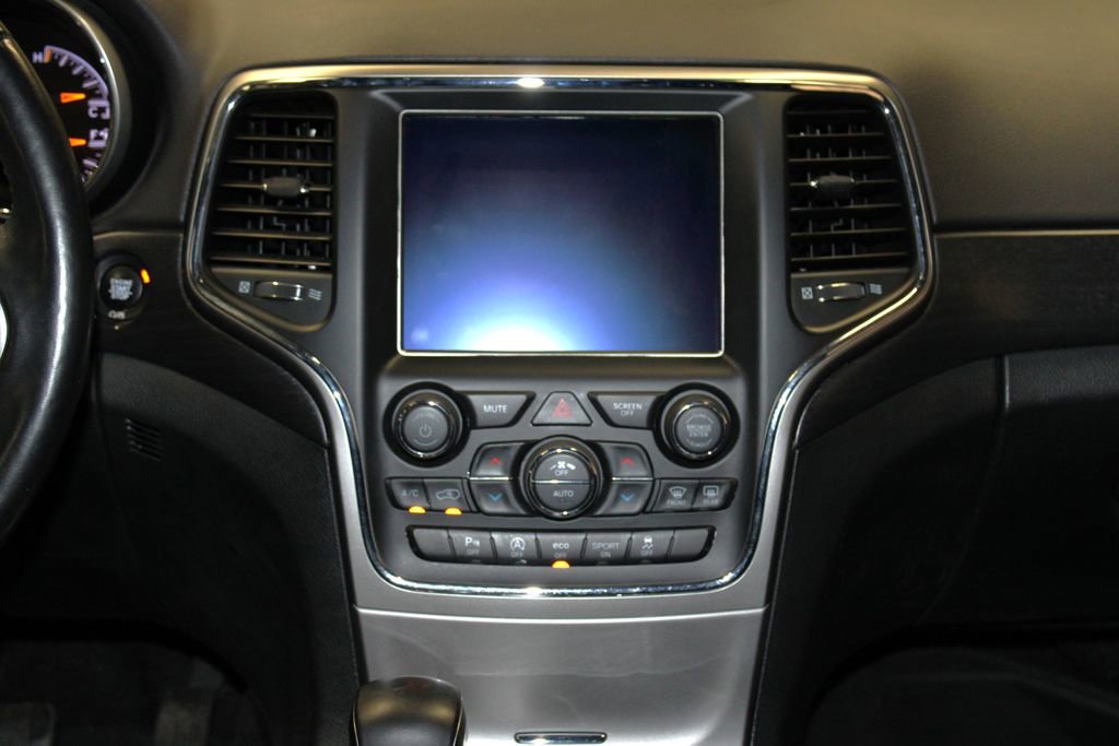 Used 2018 Jeep Grand Cherokee Altitude image 14