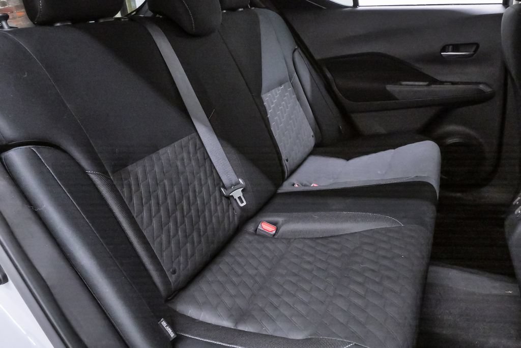 Used 2023 Nissan Kicks SV FWD image 11