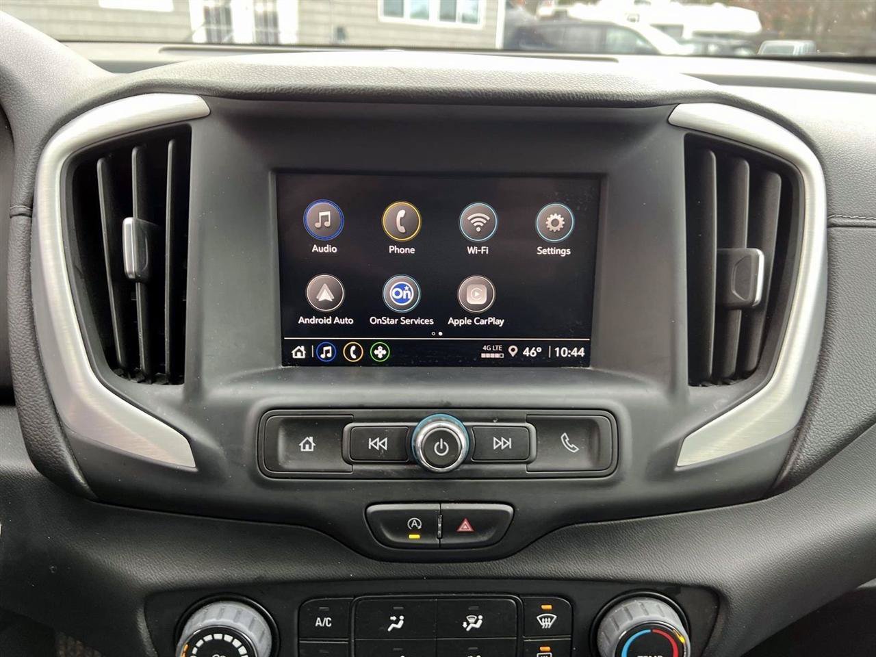 Used 2024 GMC Terrain SLE FWD image 22