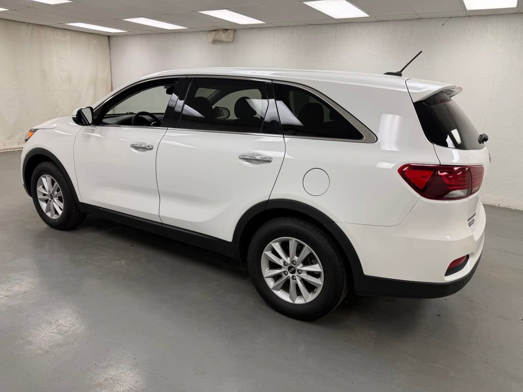 Used 2020 Kia Sorento L FWD image 3
