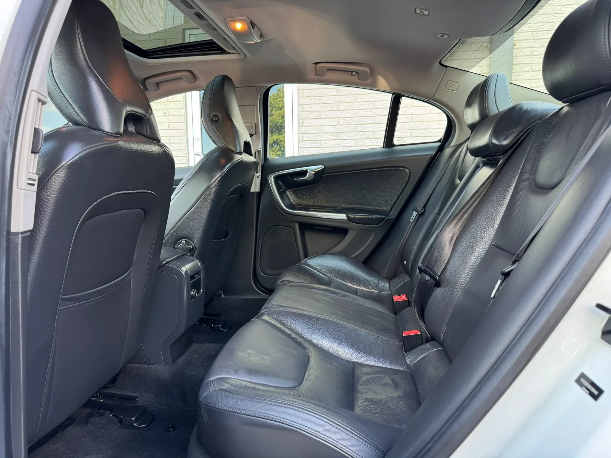 Used 2012 Volvo S60 T5 FWD image 19