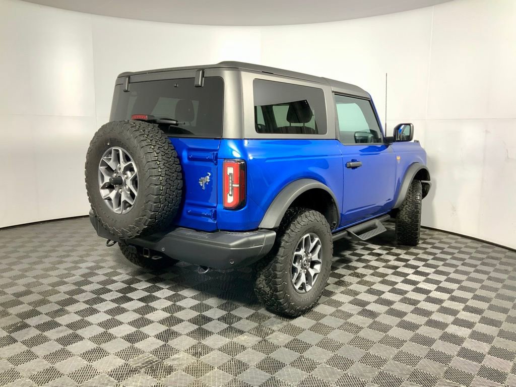 Used 2023 Ford Bronco Badlands image 14