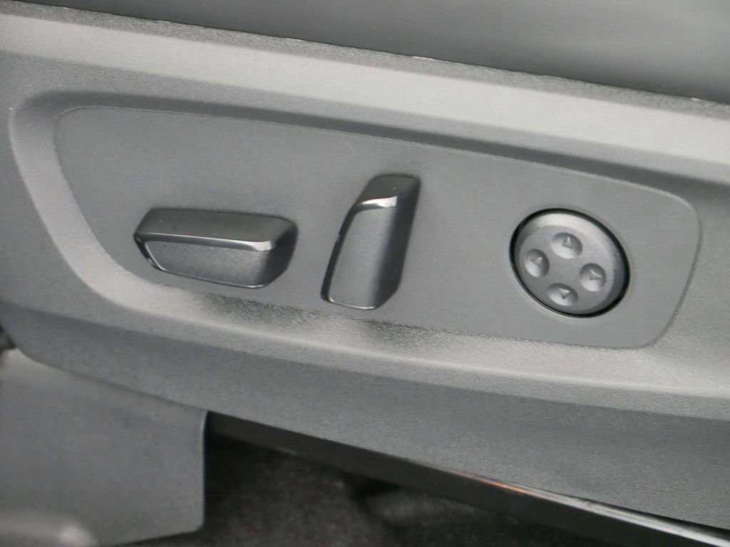 New 2026 INFINITI QX60 Luxe w/ Cargo Package image 11