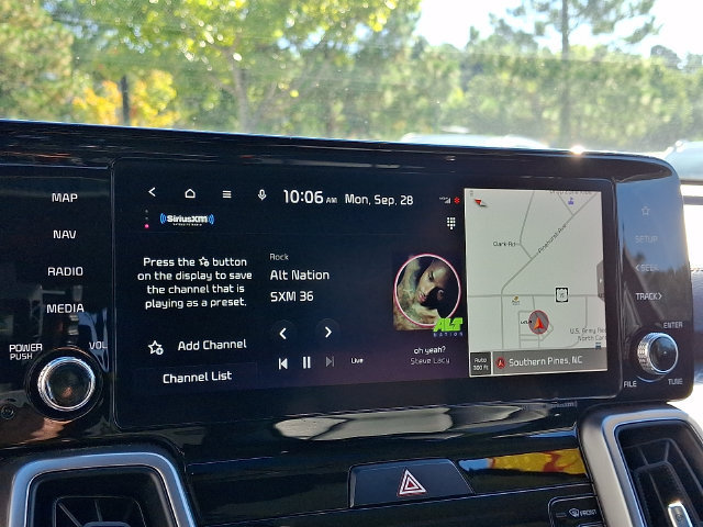 Certified 2023 Kia Sorento S w/ Panoramic Sunroof Package FWD image 19