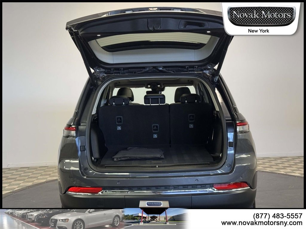 Used 2022 Jeep Grand Cherokee Limited image 6