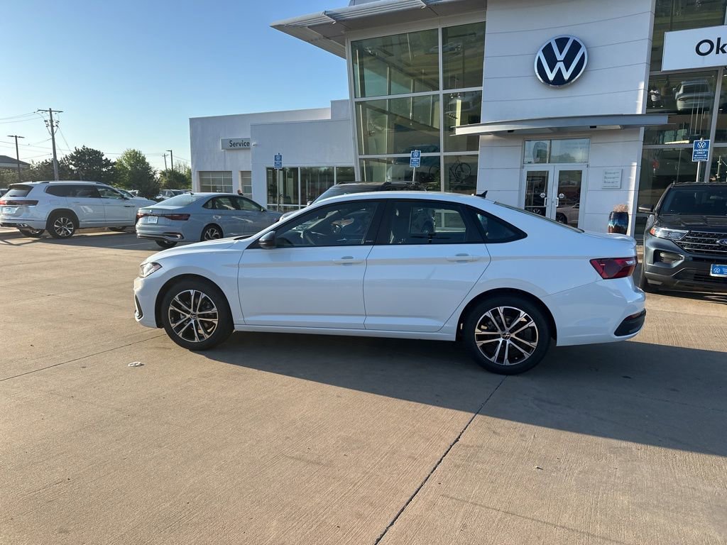 New 2026 Volkswagen Jetta Sport FWD image 8