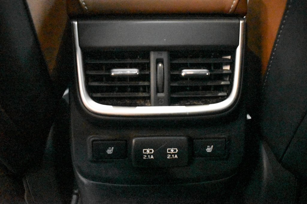 Used 2022 Subaru Outback Touring w/ Popular Package #2 image 20