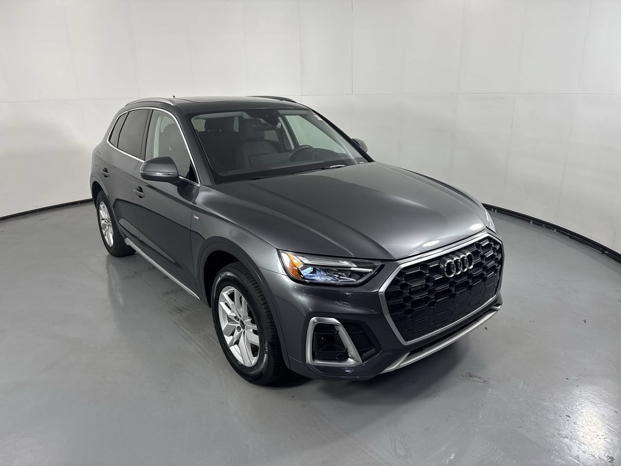 Used 2023 Audi Q5 2.0T Premium w/ Convenience Package AWD/4WD image 33