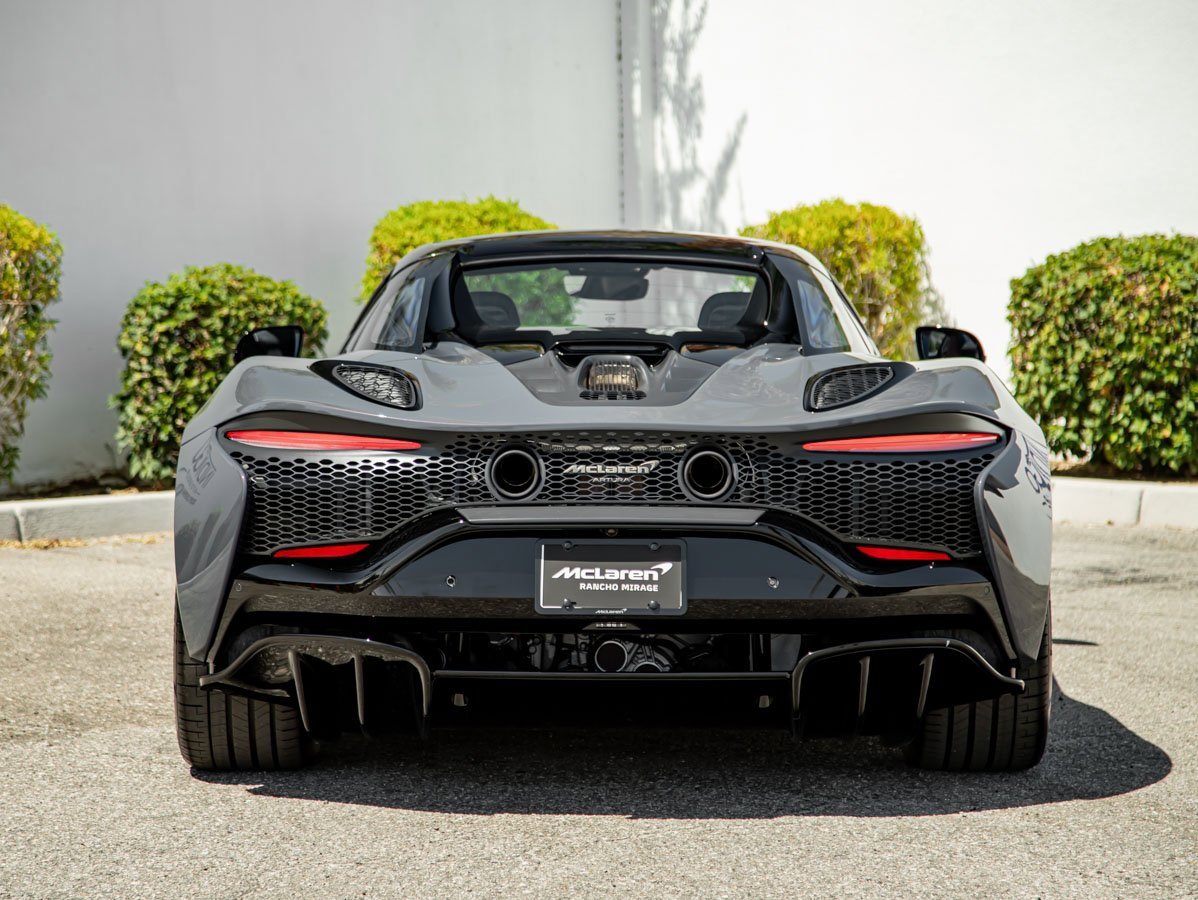 New 2025 McLaren Artura Spider image 10