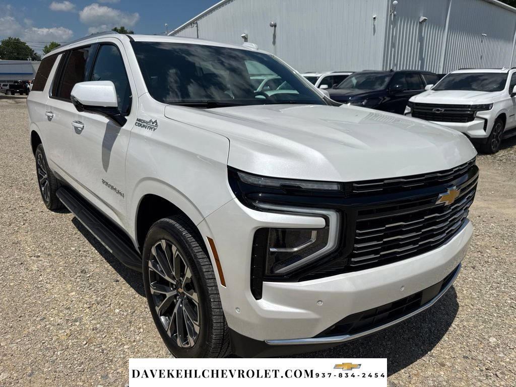 Used 2025 Chevrolet Suburban High Country w/ Sun And Tow Package AWD/4WD image 8