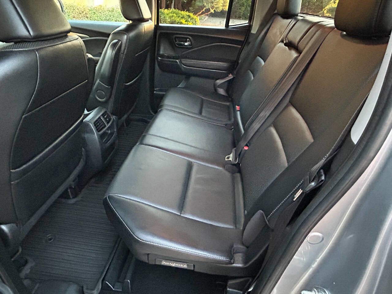 Used 2017 Honda Ridgeline RTL-T image 32