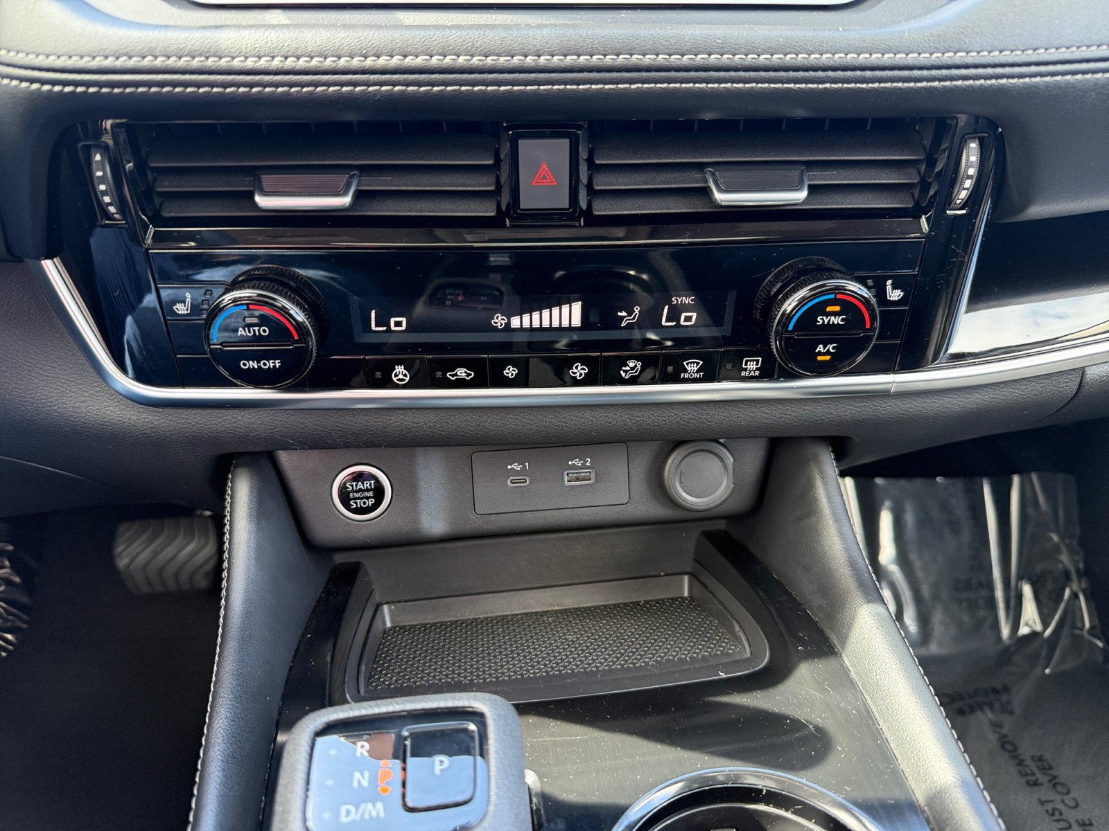 Used 2023 Nissan Rogue SL FWD image 13