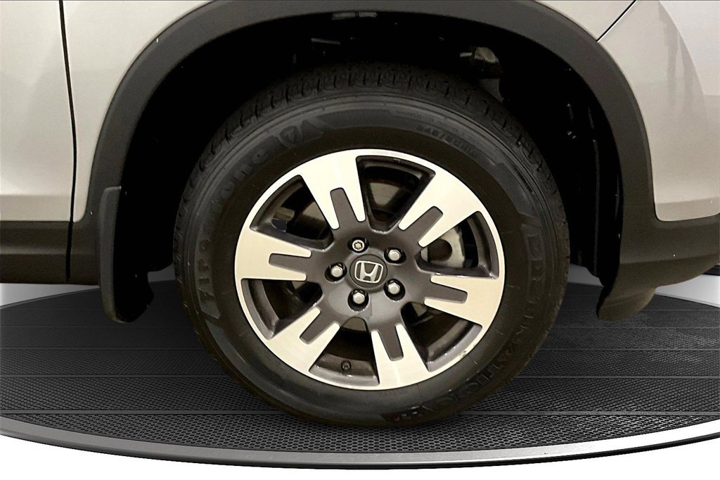 Used 2019 Honda Ridgeline RTL-T image 32