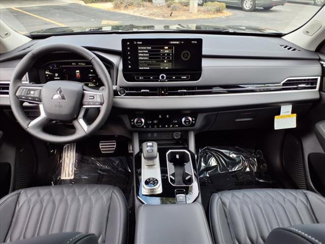 New 2025 Mitsubishi Outlander SEL image 14