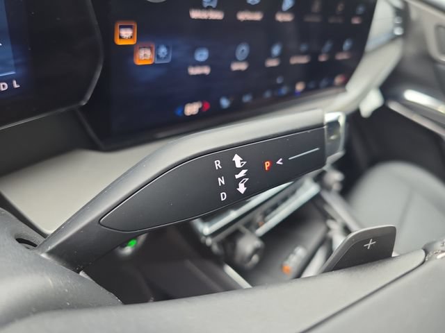Used 2026 Chevrolet Traverse LT AWD/4WD image 27