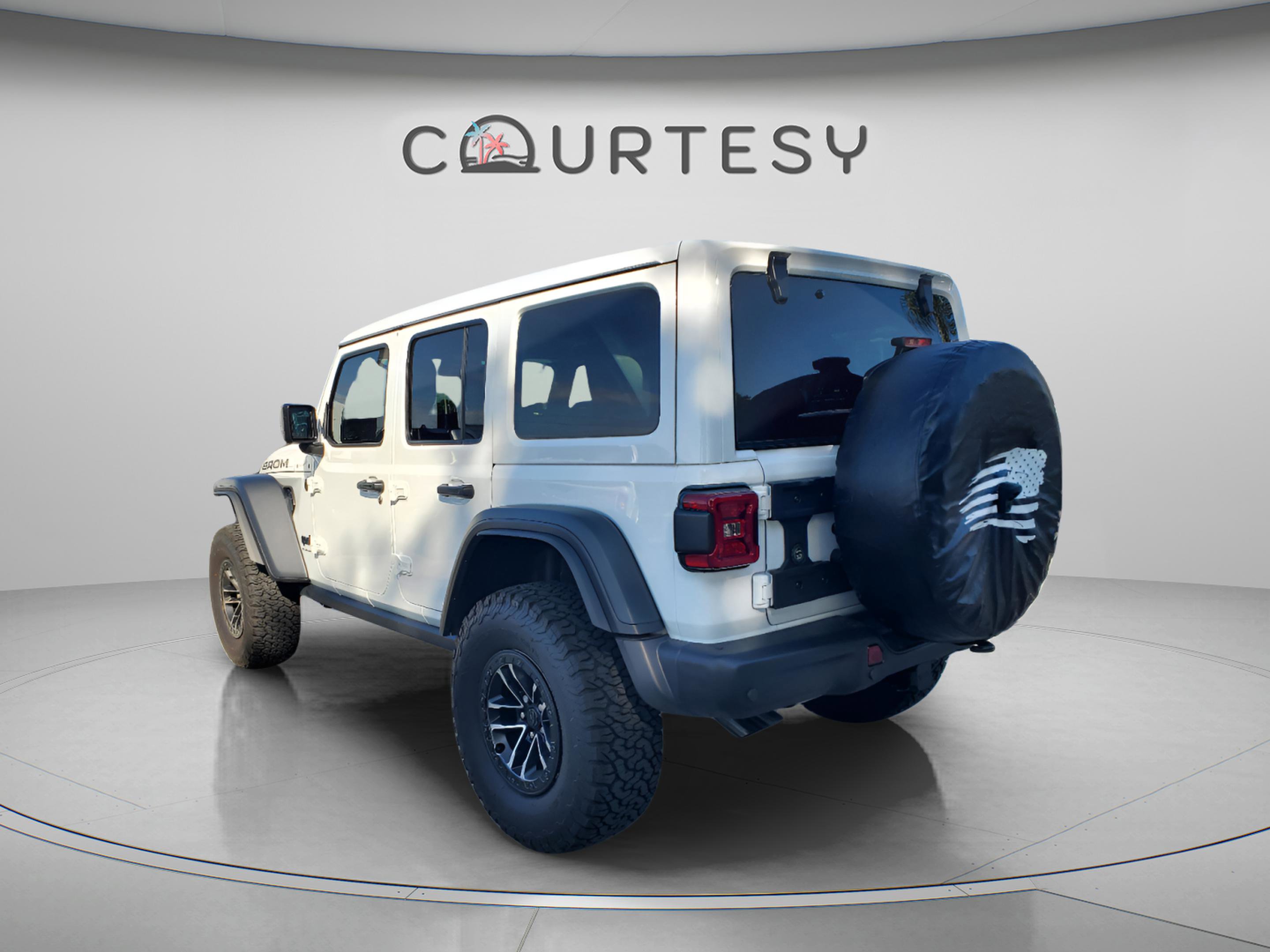 Used 2026 Jeep Wrangler Unlimited Rubicon 392 w/ Quick Order Package 27X Moab AWD/4WD image 2