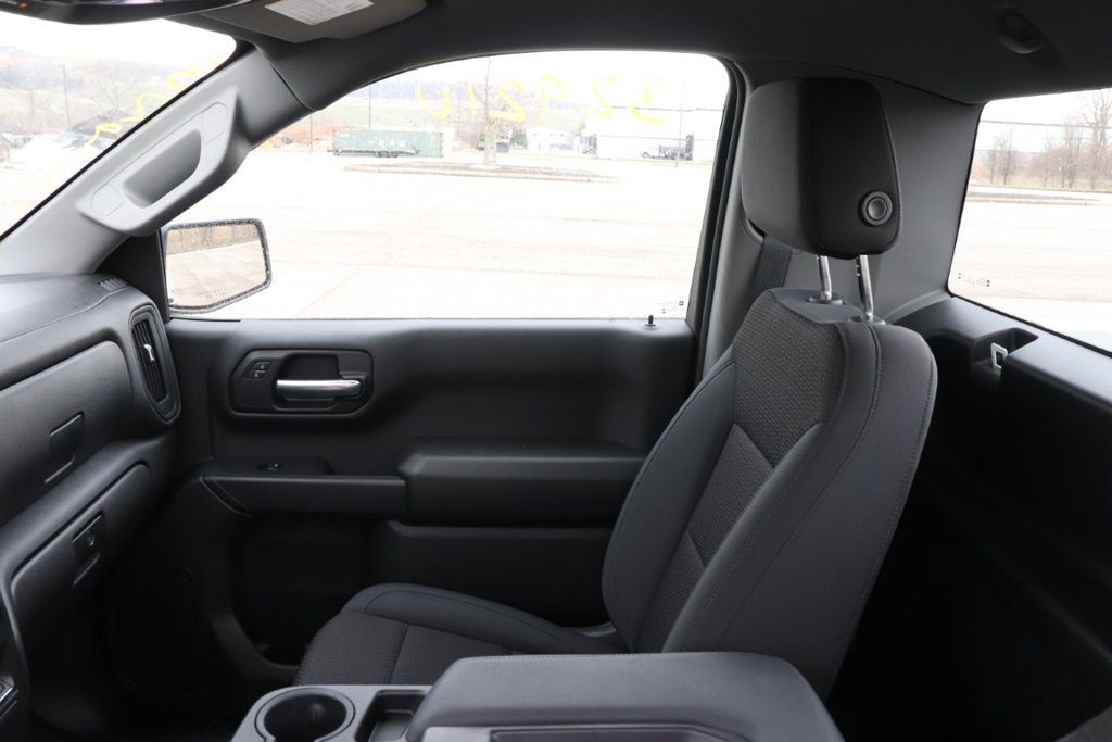 Used 2025 Chevrolet Silverado 1500 W/T RWD image 14