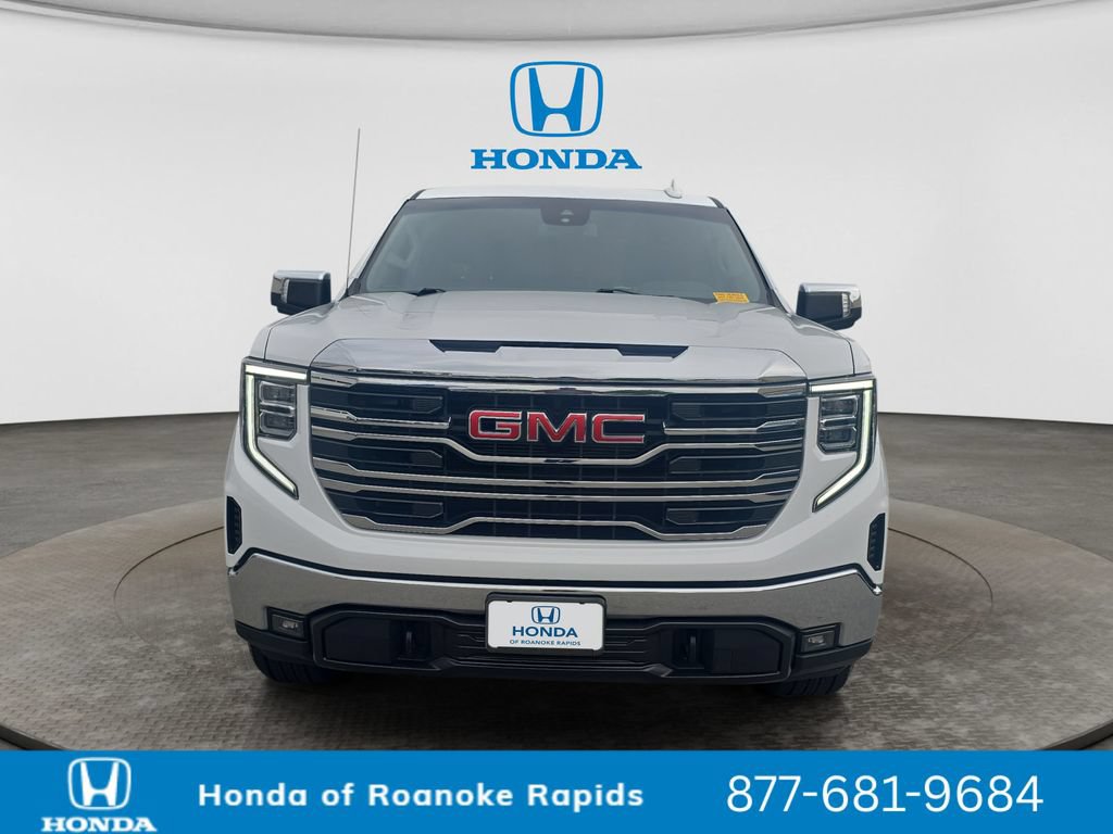 Used 2025 GMC Sierra 1500 SLT AWD/4WD image 8