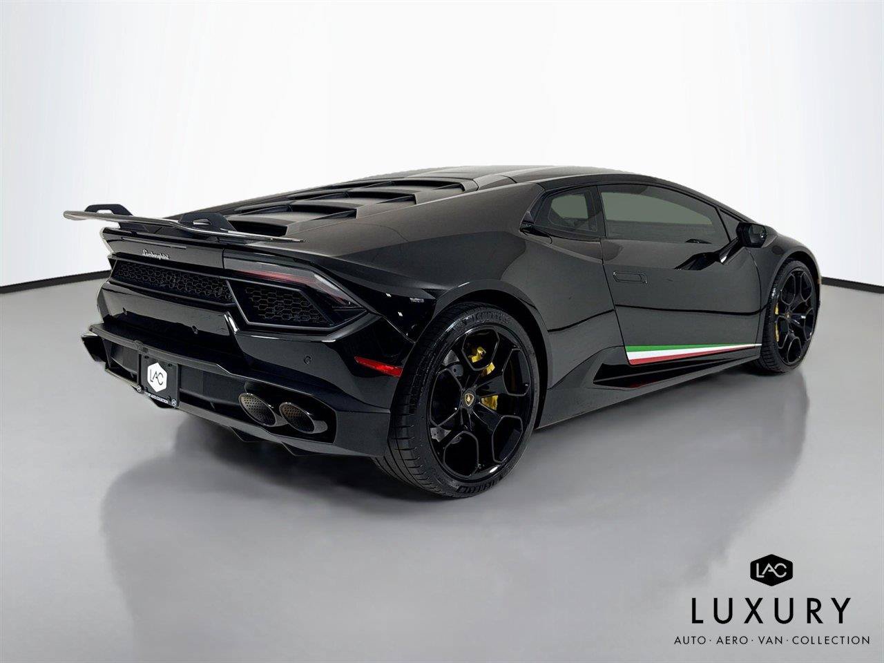 Used 2018 Lamborghini Huracan LP 580-2 RWD image 6