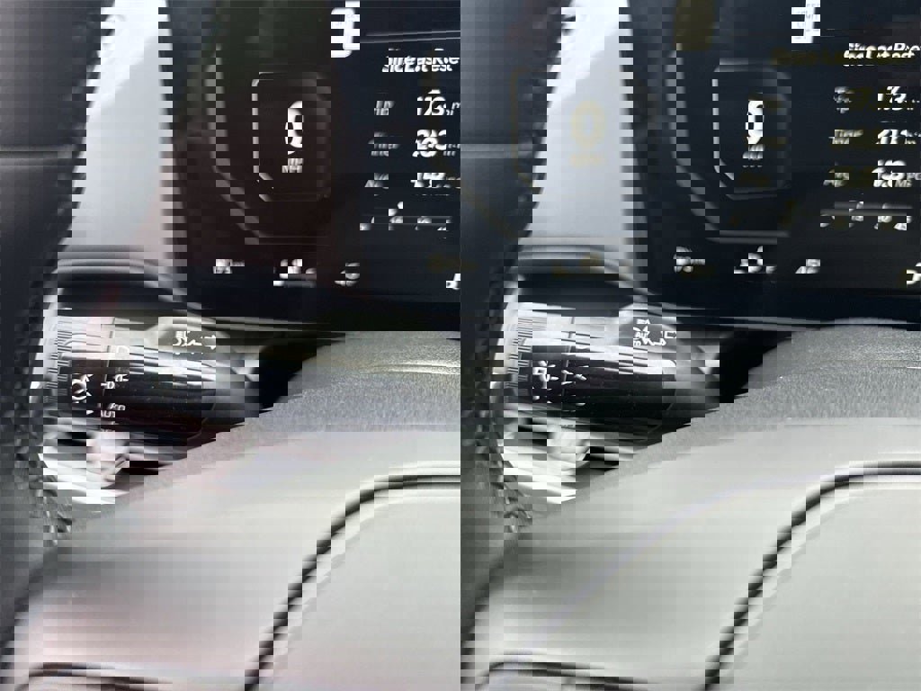 New 2025 Kia K4 EX image 18