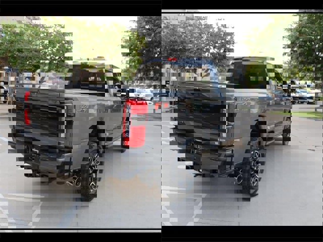 New 2025 Ford F250 Platinum w/ FX4 Off-Road Package image 5