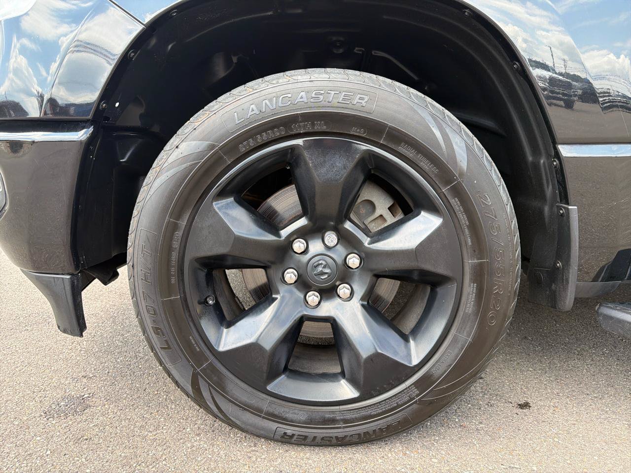Used 2019 RAM 1500 Big Horn AWD/4WD image 24