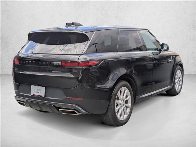 Used 2025 Land Rover Range Rover Sport SE AWD/4WD image 5