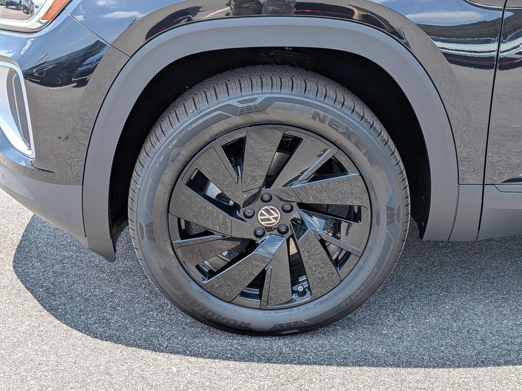 New 2026 Volkswagen Atlas SE AWD/4WD image 10