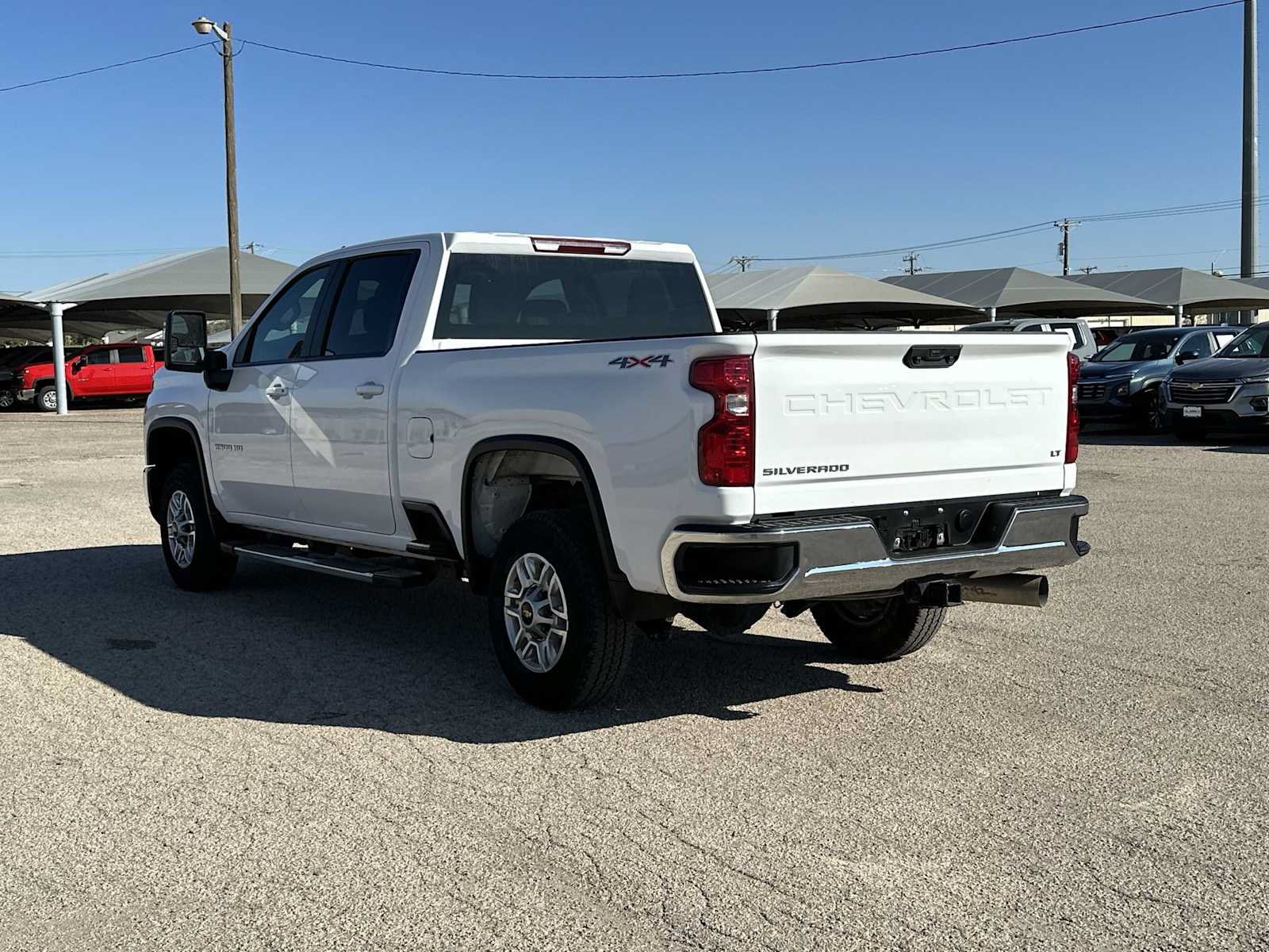Used 2025 Chevrolet Silverado 2500 LT w/ Convenience Package AWD/4WD image 12