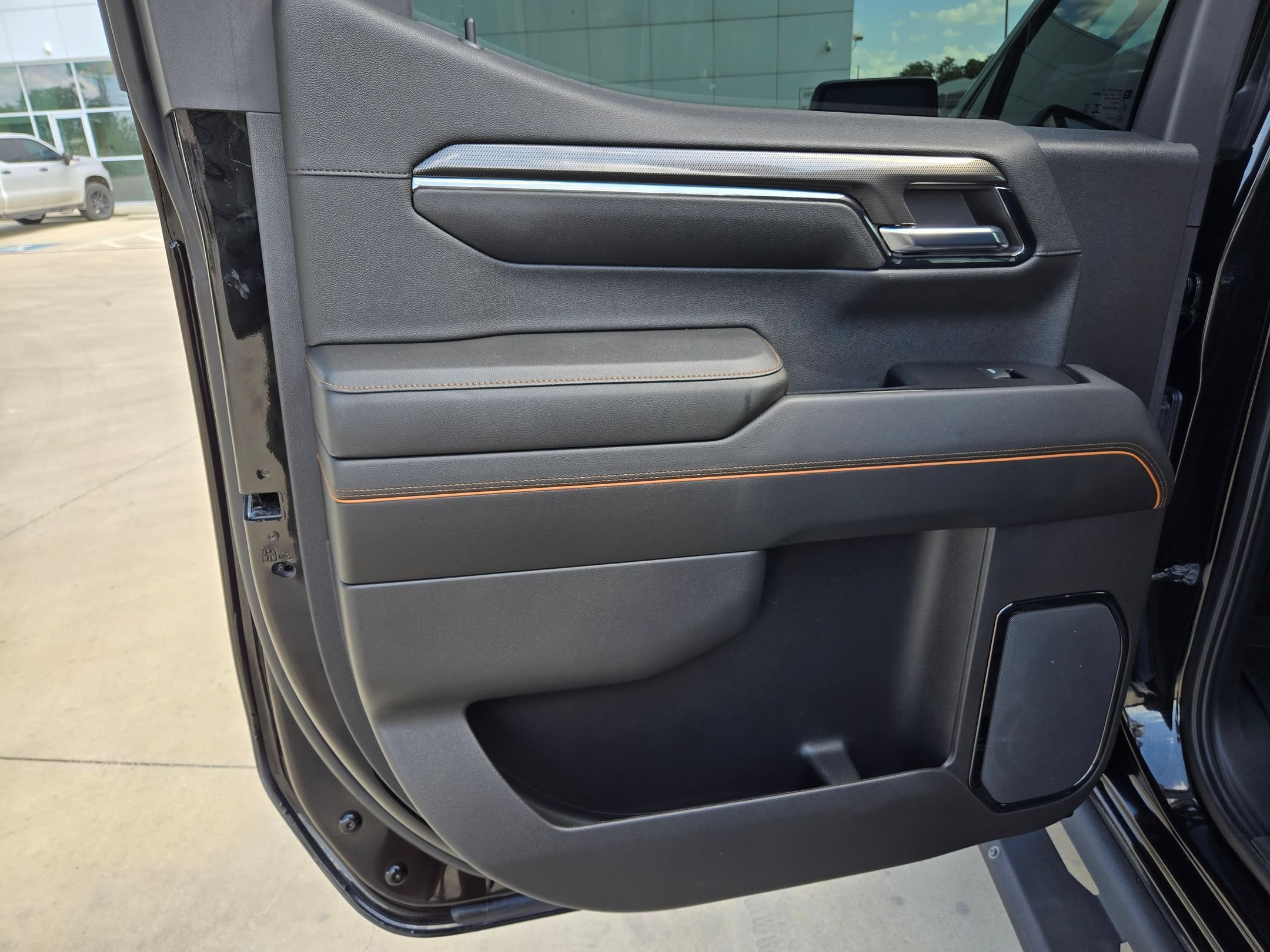 Certified 2024 GMC Sierra 1500 AT4 w/ Technology Package AWD/4WD image 22