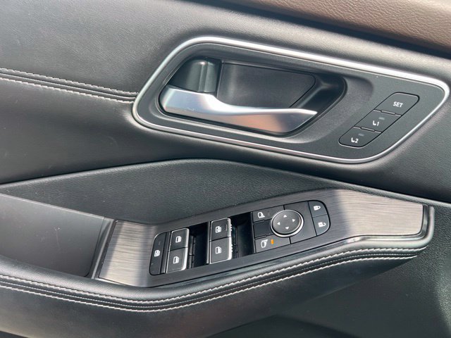 Used 2023 Nissan Rogue Platinum AWD/4WD image 12
