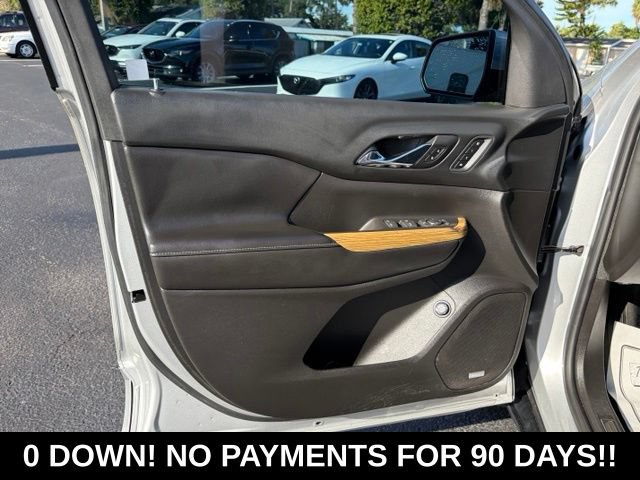 Used 2018 GMC Acadia Denali w/ Technology Package FWD image 12