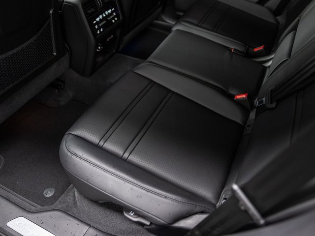 New 2026 Porsche Cayenne E-Hybrid image 45