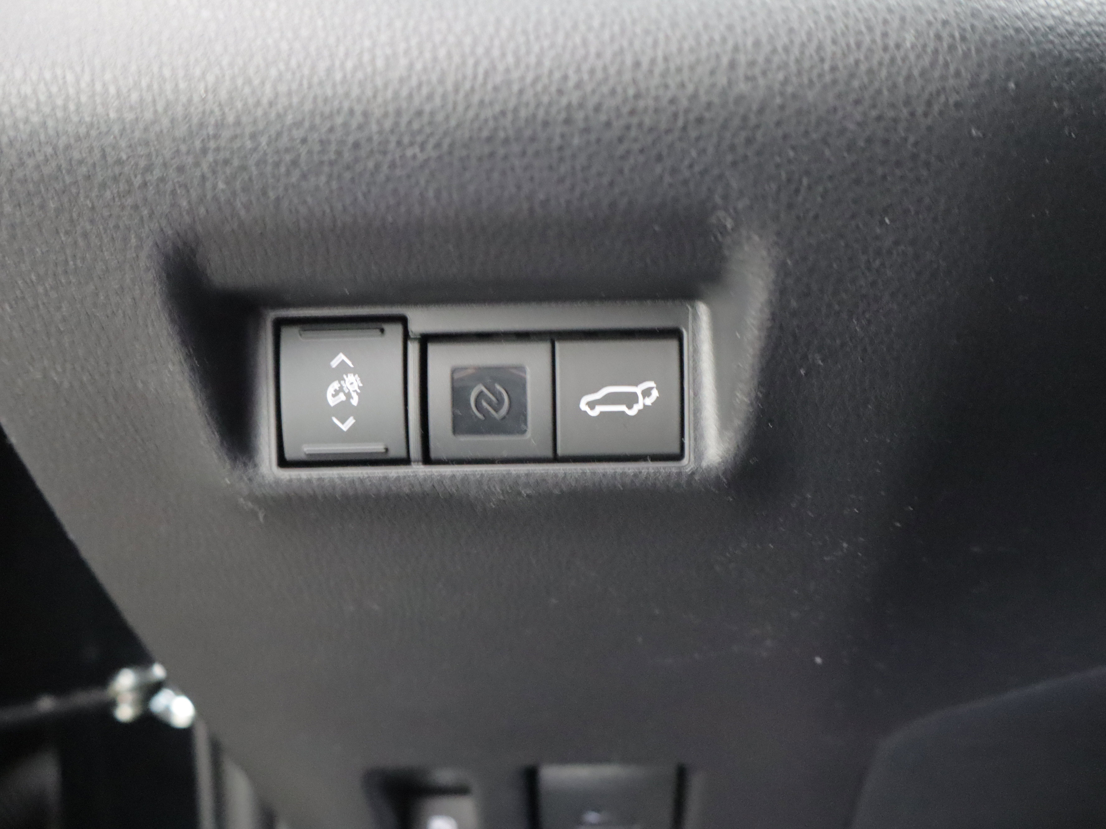 New 2026 Toyota RAV4 XSE AWD/4WD image 19
