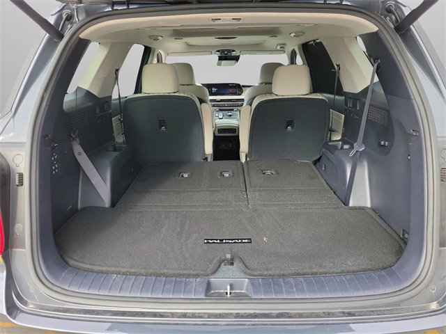 Used 2024 Hyundai Palisade Limited image 7