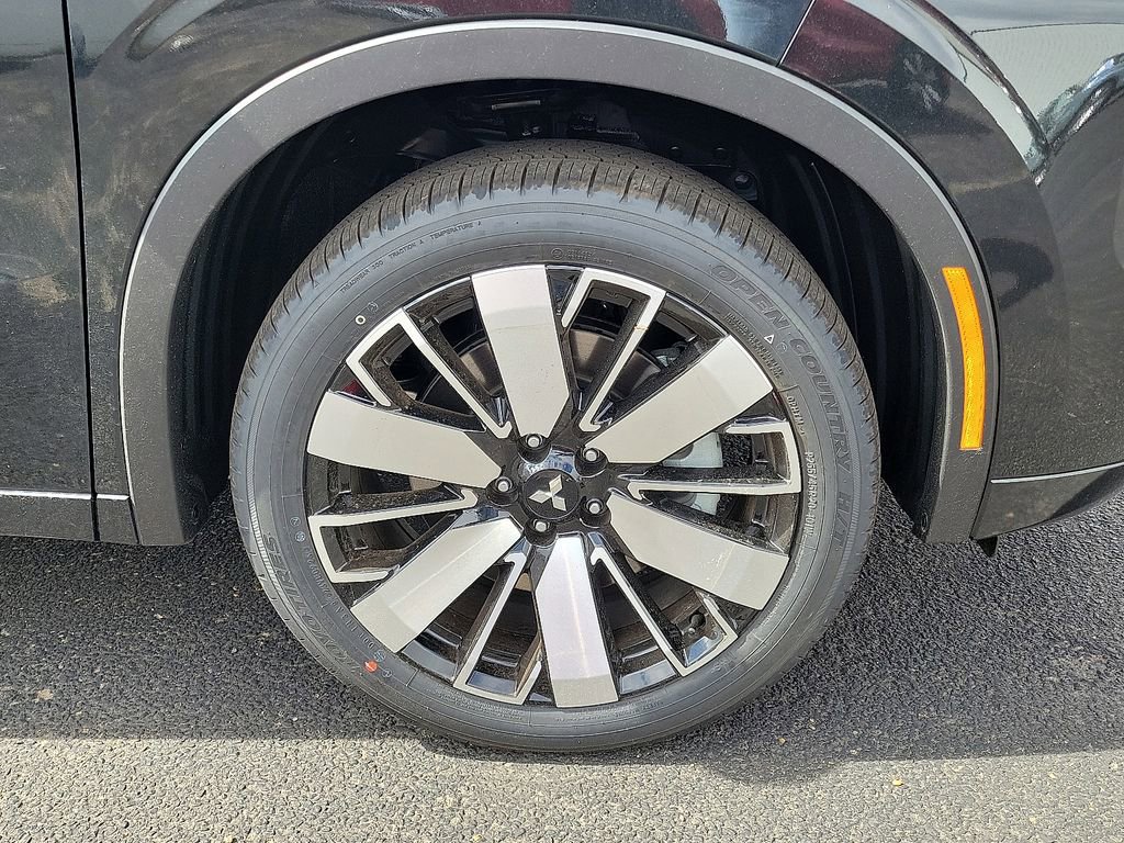 New 2025 Mitsubishi Outlander AWD image 5