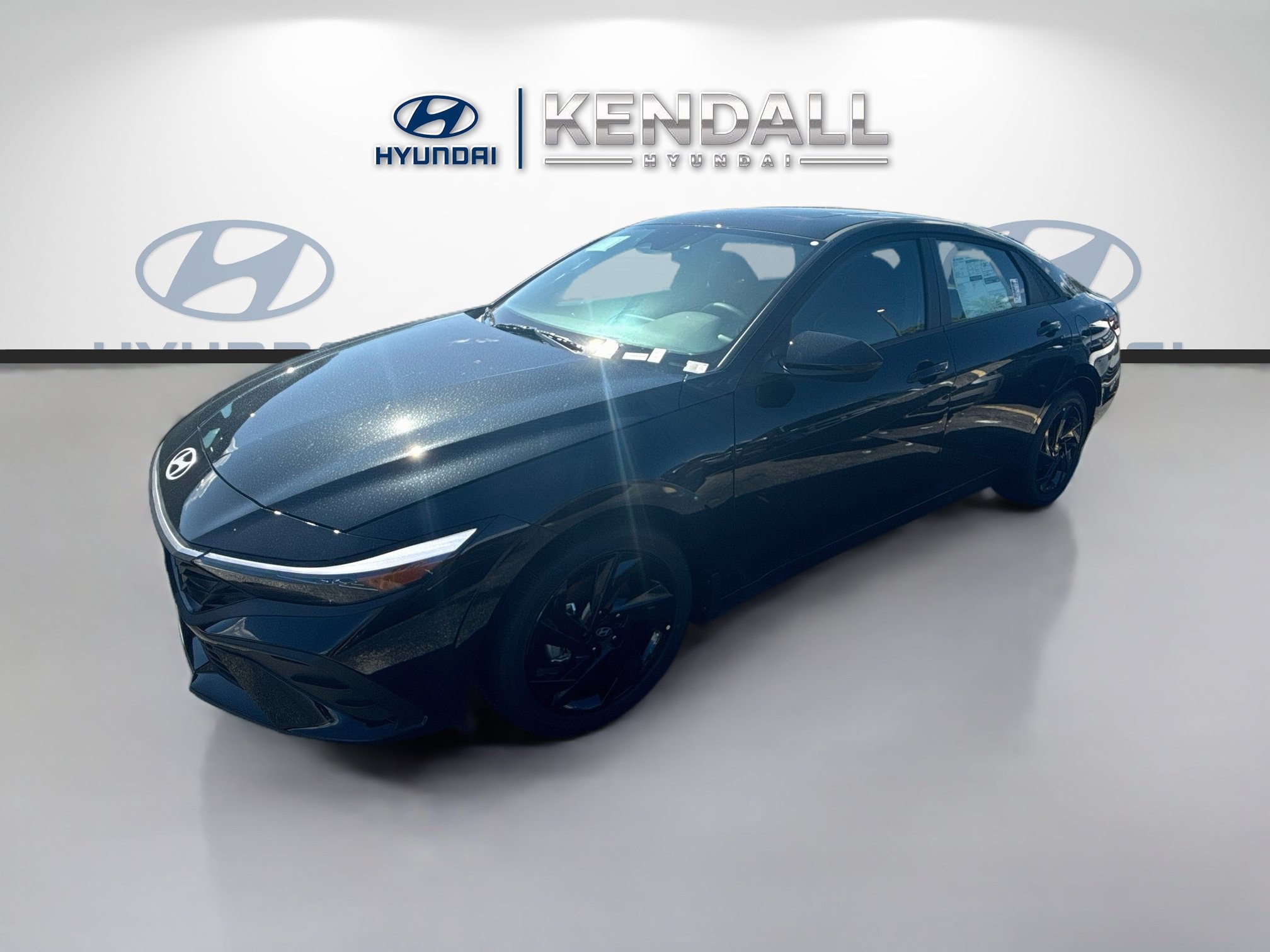 New 2026 Hyundai Elantra SEL Sport FWD image 3