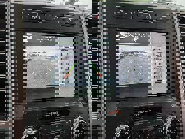 Used 2018 Ford F150 Platinum w/ Equipment Group 701A Luxury image 21