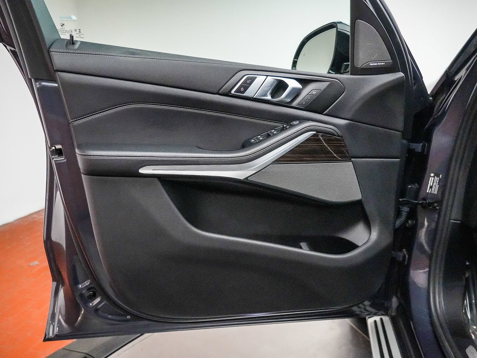 Used 2021 BMW X5 sDrive40i w/ Premium Package RWD image 22