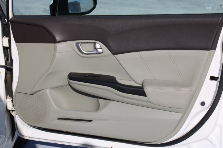 Used 2012 Honda Civic EX-L image 17