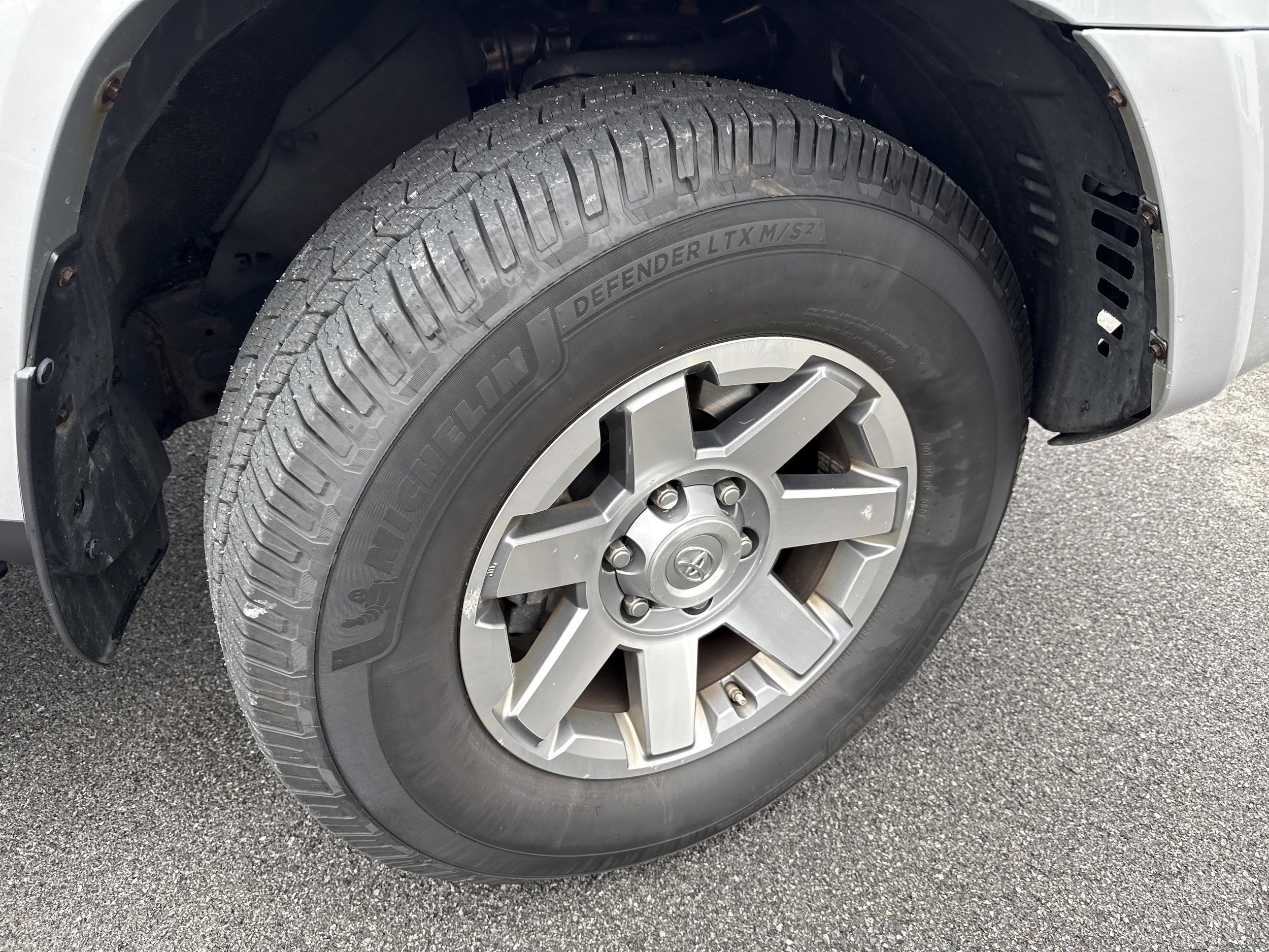 Used 2016 Toyota 4Runner Trail Premium AWD/4WD image 17
