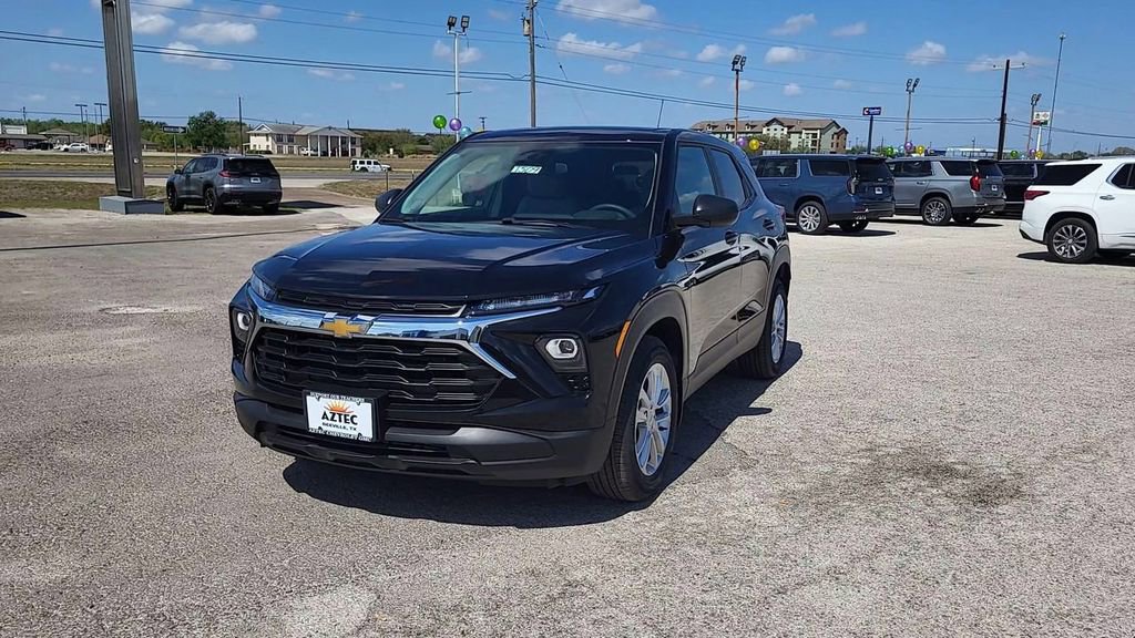 New 2026 Chevrolet TrailBlazer LS w/ LS Convenience Package FWD image 3