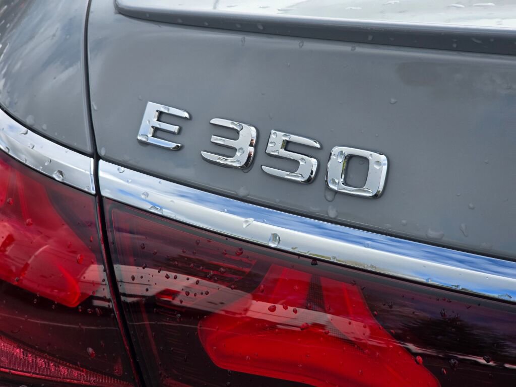 New 2026 Mercedes-Benz E 350 4MATIC Sedan image 33