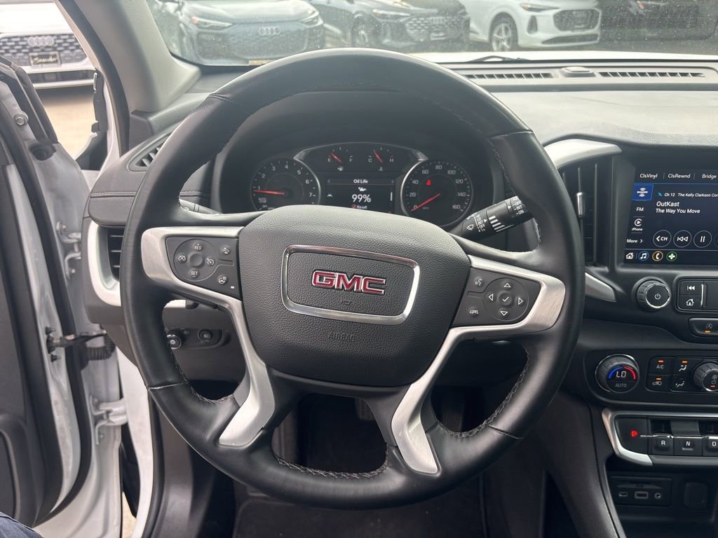 Used 2024 GMC Terrain SLT image 20