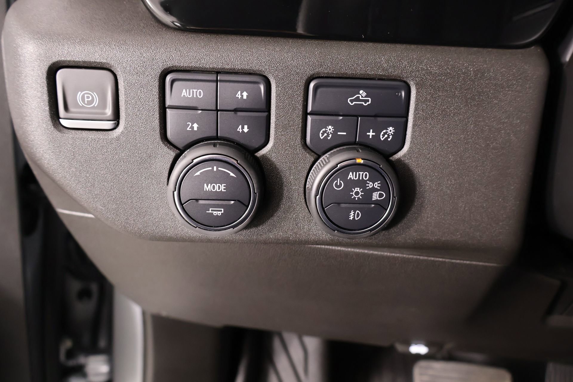 Used 2023 Chevrolet Silverado 1500 RST image 8