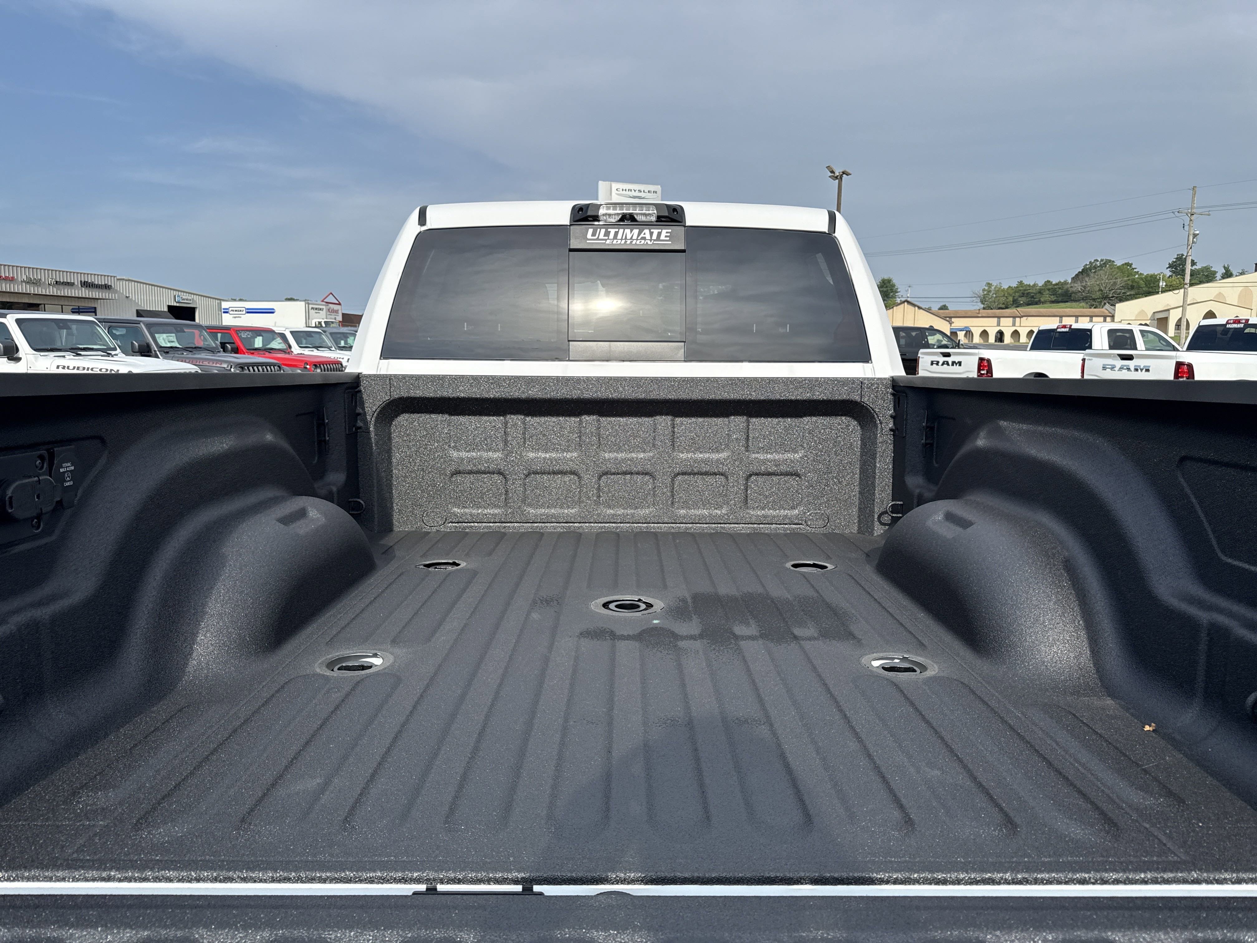 New 2025 RAM 2500 Laramie image 9